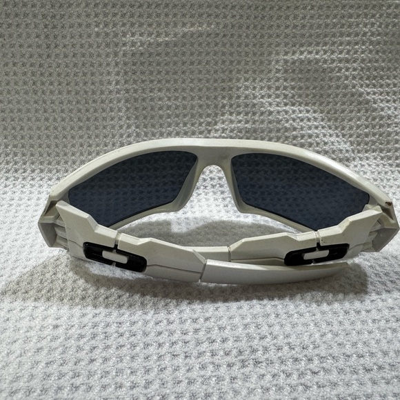 Oakley Black and White Men's Sunglasses - Picture 2 of 8